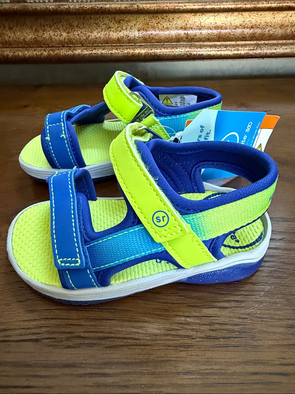 Stride Rite Asher Boys Neon Yellow & Blue Sandals. Water friendly. Size 7. - Picture 3 of 13